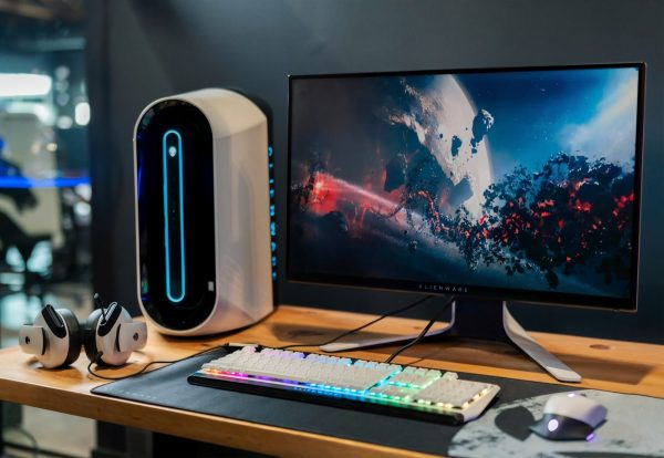 Samsung Odyssey Neo G8 32-inch 4K 240Hz